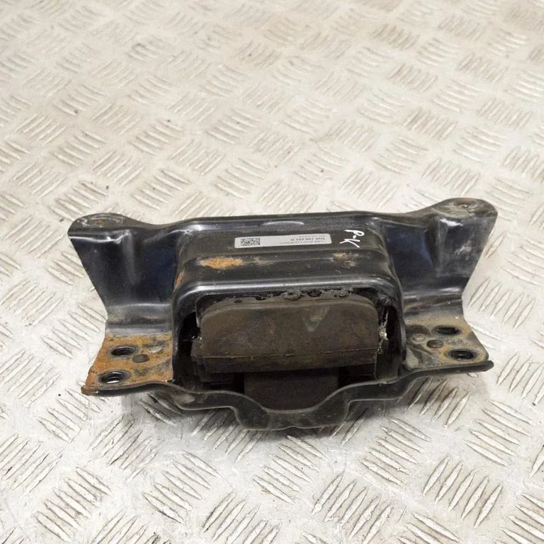 Dzinēja spilvens 5Q0199555R