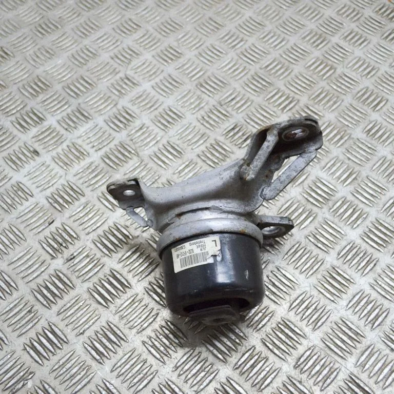 Dzinēja spilvens – Land Rover Range Rover Evoque L538 (2011-2018)
