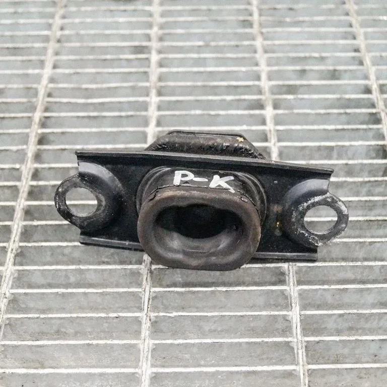 Dzinēja spilvens – Renault Kadjar (2015-)