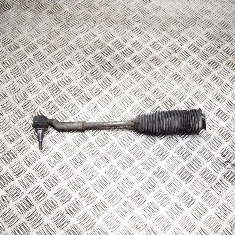 Steering tie rod – Volvo V40 (2012-2019)