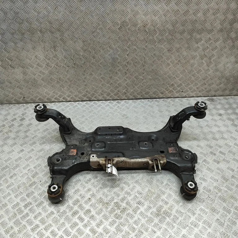 Eesmine abiraam 5085819AJ – Chrysler Voyager (2008-2016)