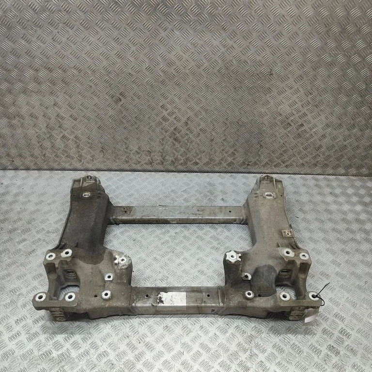 Belka przednia (sanki) 4G435019A