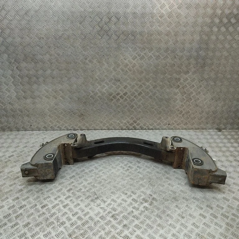 Front subframe 5802399136 – Iveco Daily 6th gen (2014-)