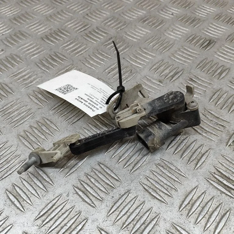 Headlight/headlamp level sensor 6892219