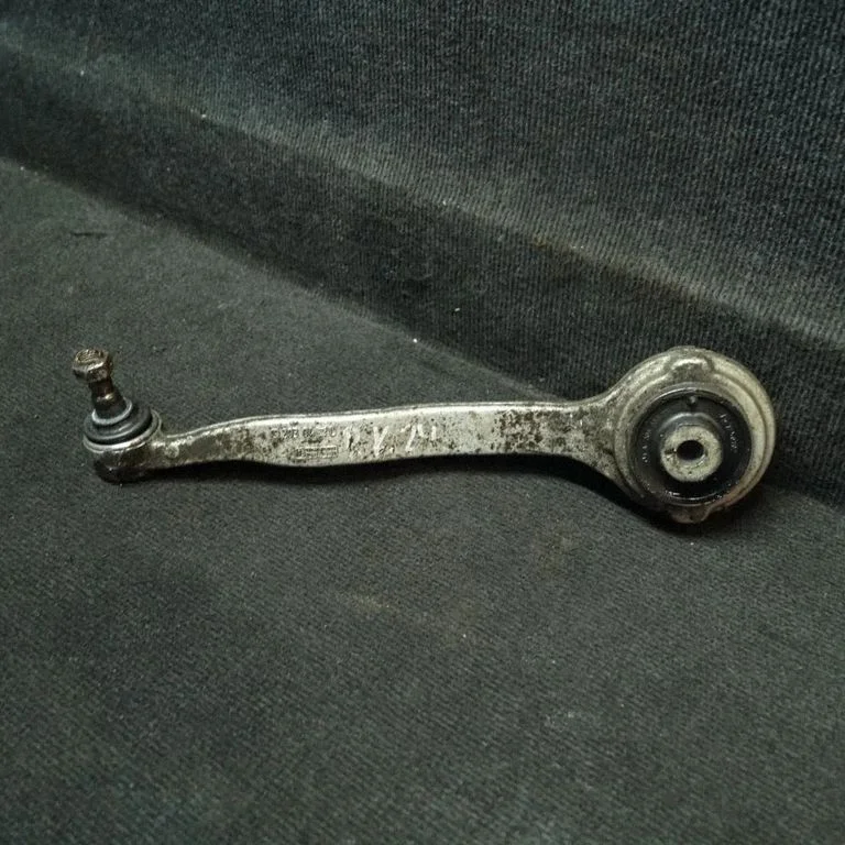 Front lower control arm/wishbone – Mercedes-Benz C-Class AMG W204 (2007-2014)