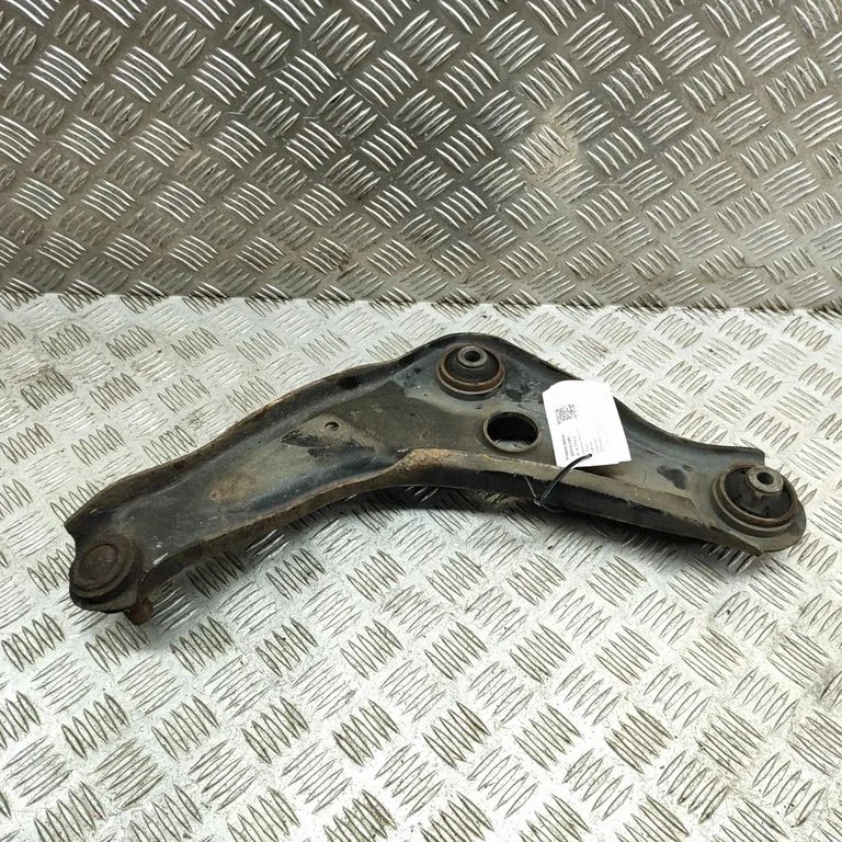 Priekšējā apakšējā svira/svārsts 545004EA0B