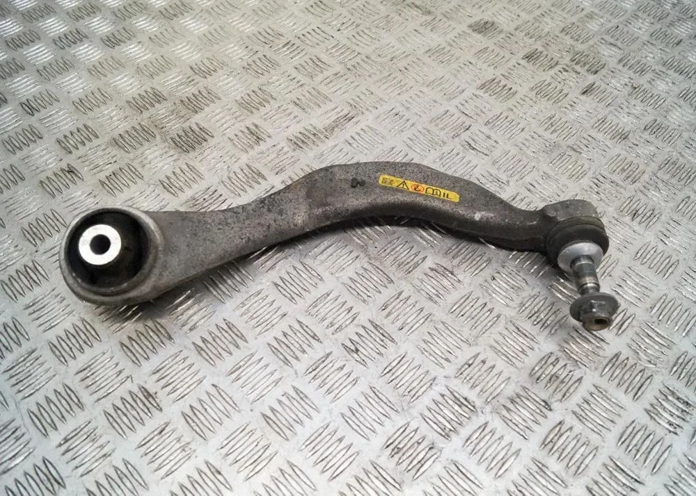 Priekšējā apakšējā svira/svārsts EN6082T66775971