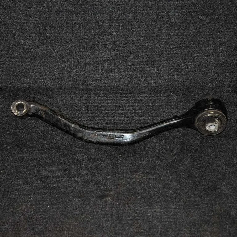 Front lower control arm/wishbone – BMW X3 E83 (2003-2010)