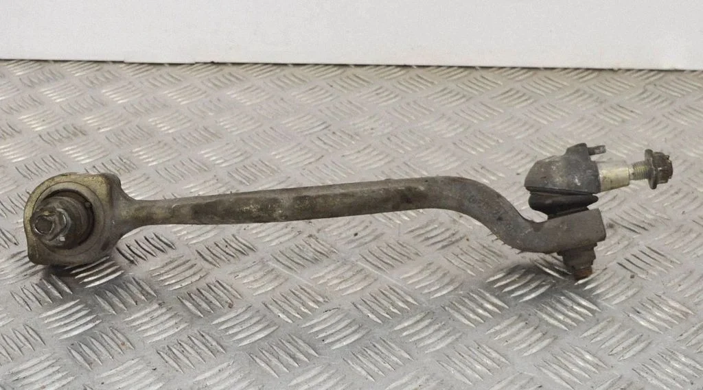 Front lower control arm/wishbone – Mercedes-Benz E-Class W212 (2009-2016)