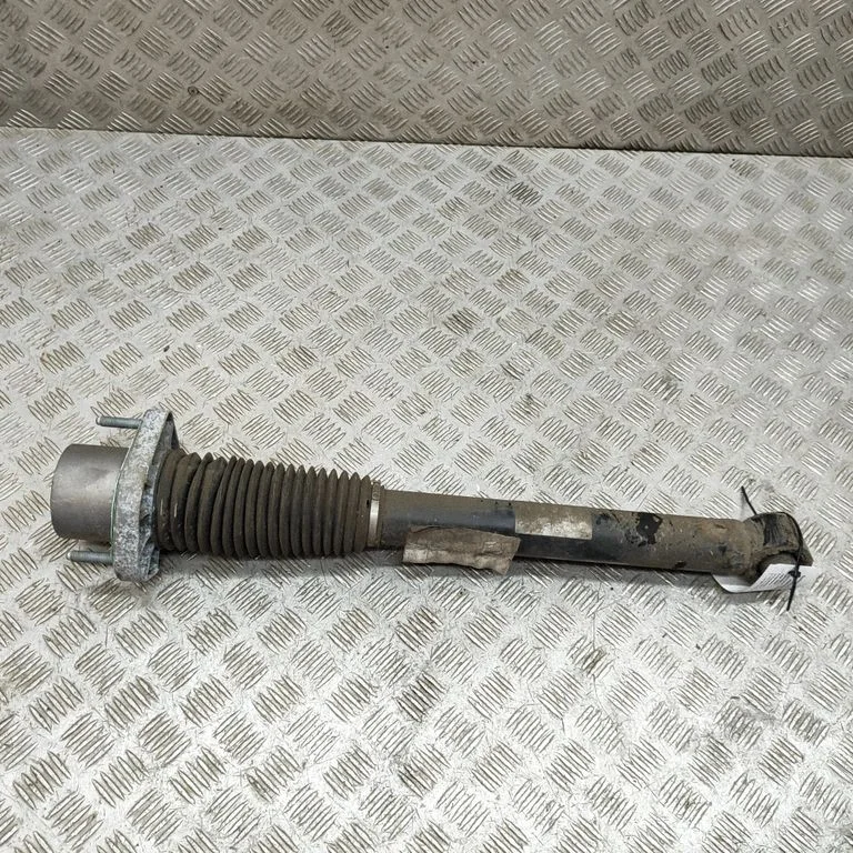 Rear shock absorber/damper – Land Rover Range Rover Sport L494 (2013-)