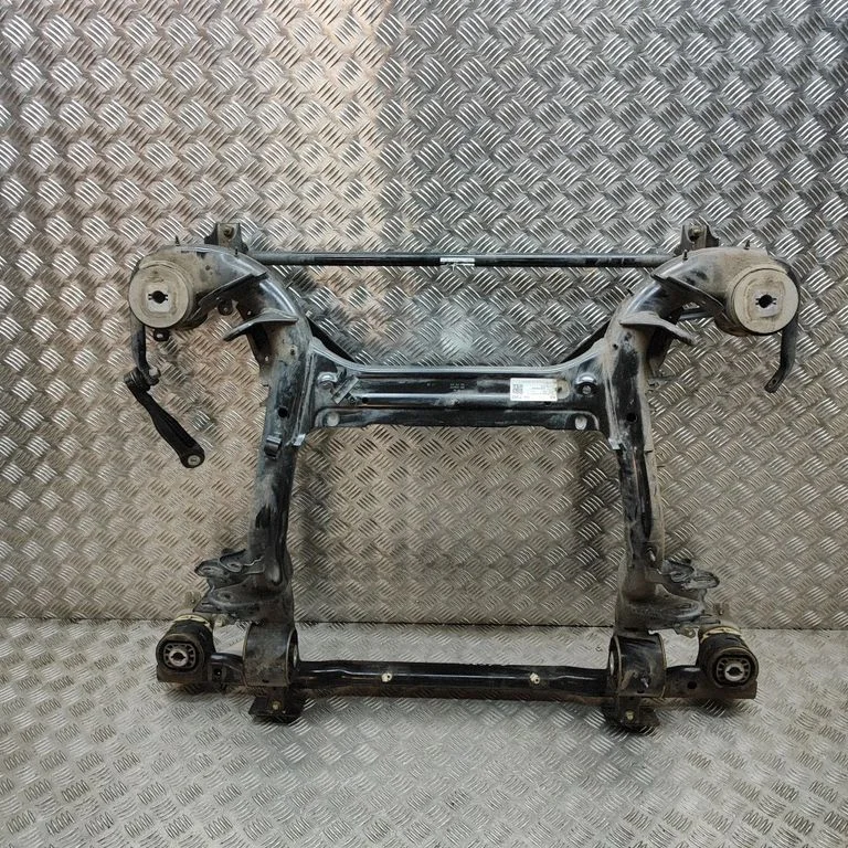 Tagumine abiraam 1EA505288A – Audi Q4 e-tron (2021-)