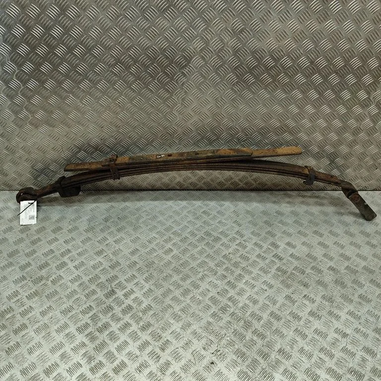 Aizmugurējā atsperloksne 8982185510