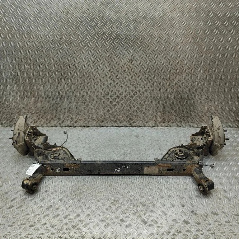 Aizmugurējais tilts 555015SH0A