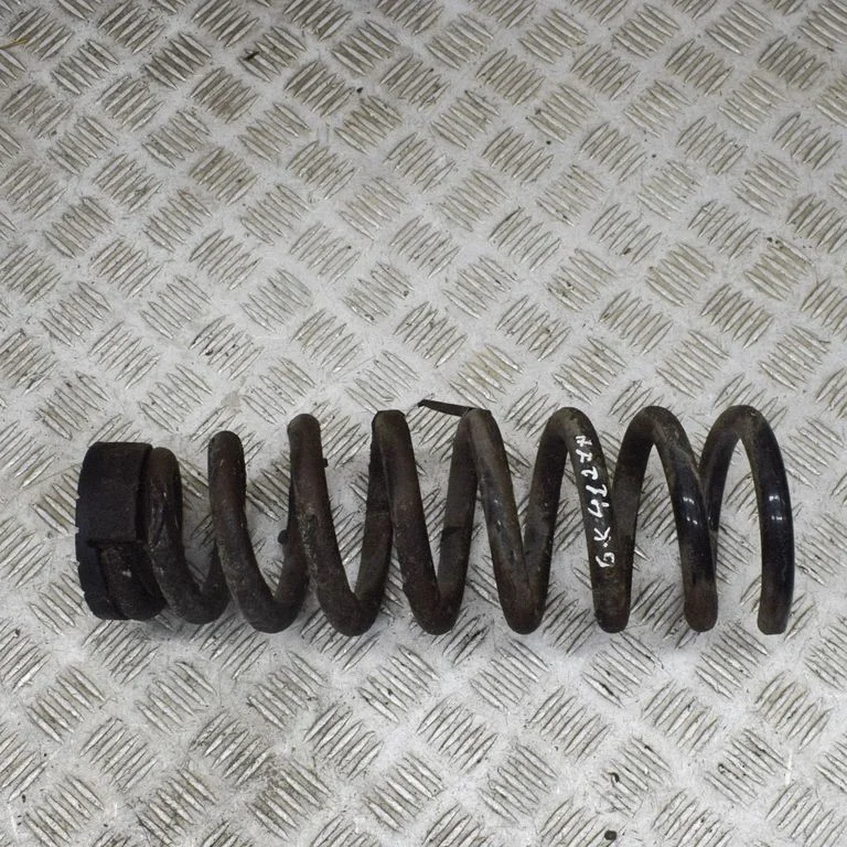 Tagumine keerdvedru 55330GIAD0