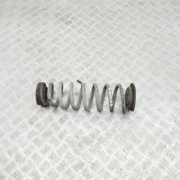 Rear coil spring – KIA Niro (2016-2022)