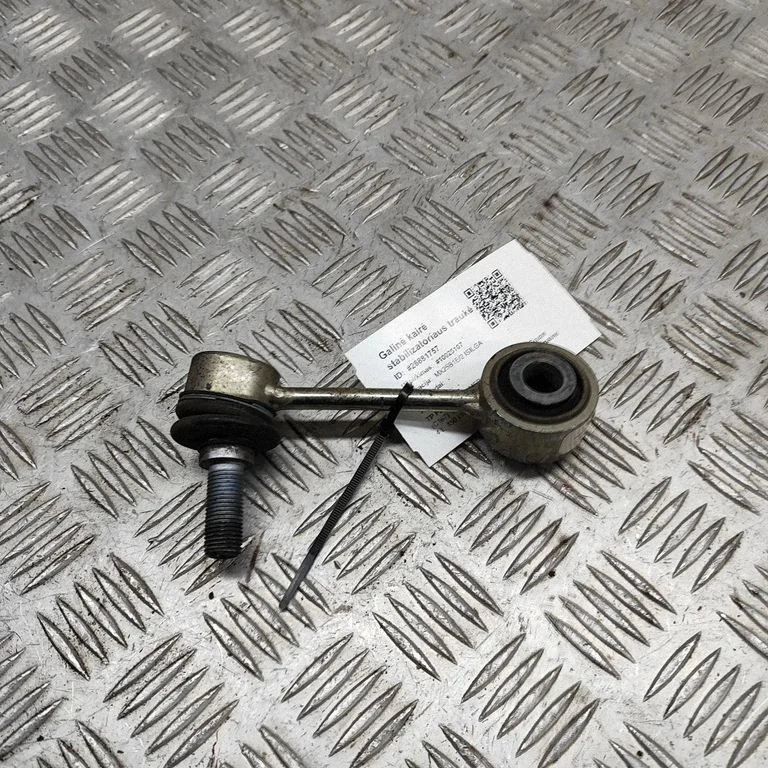 Łącznik stabilizatora tylnego A1673205704