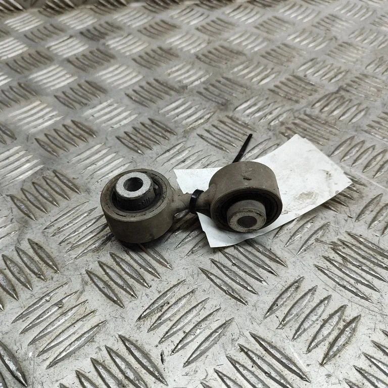 Rear anti-roll bar/stabilizer link 95B505465