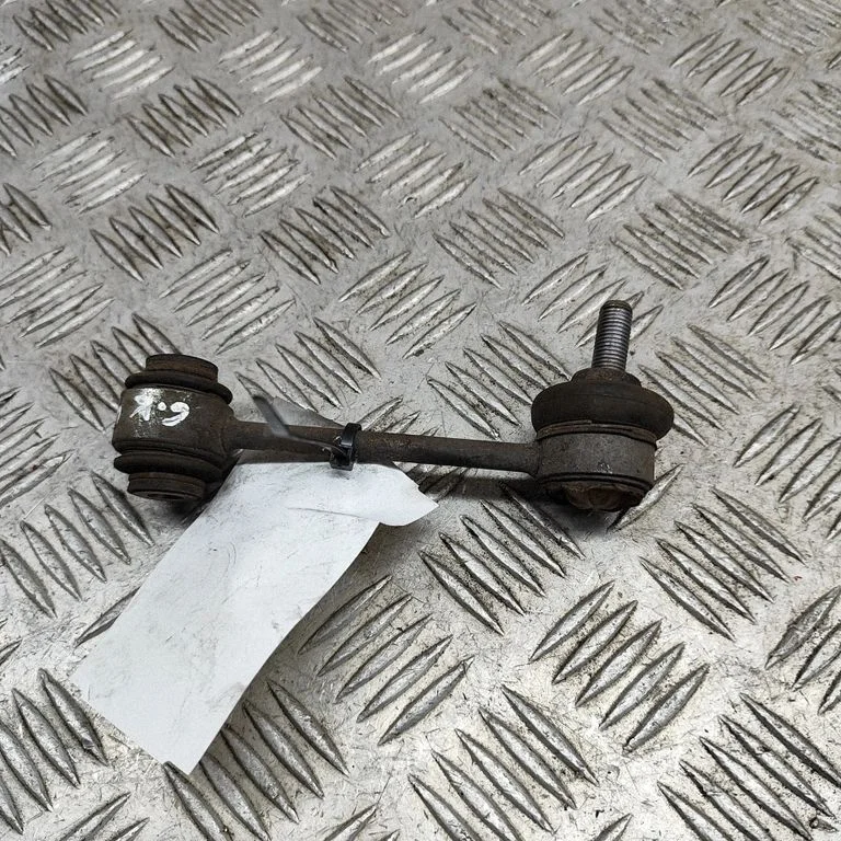 Tagumine stabilisaatori varras 670002744 – Maserati Ghibli (2013-)