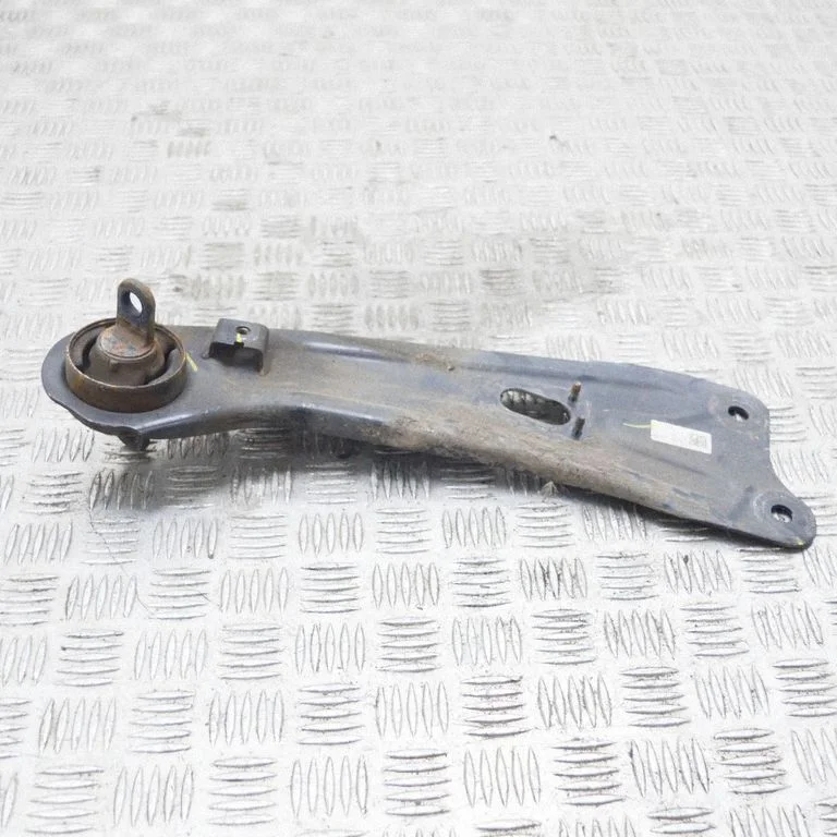Aizmugurējā svira (dakša) 55270G2000