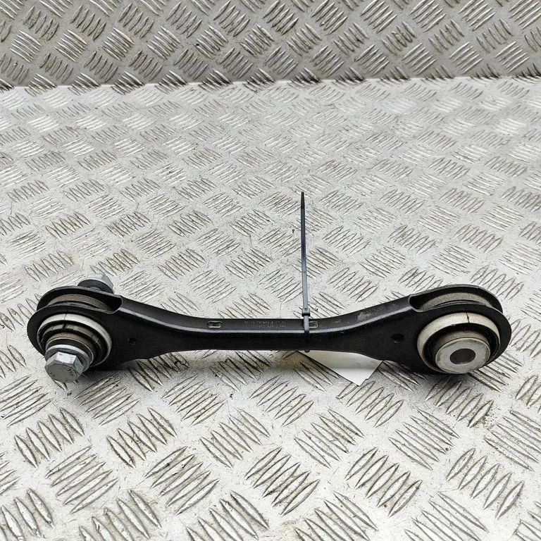 Rear upper control arm/wishbone 6878019