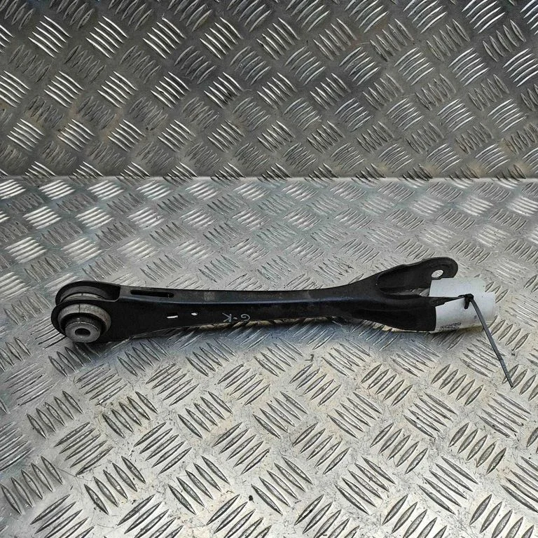 Aizmugurējā svira (dakša) 68983528