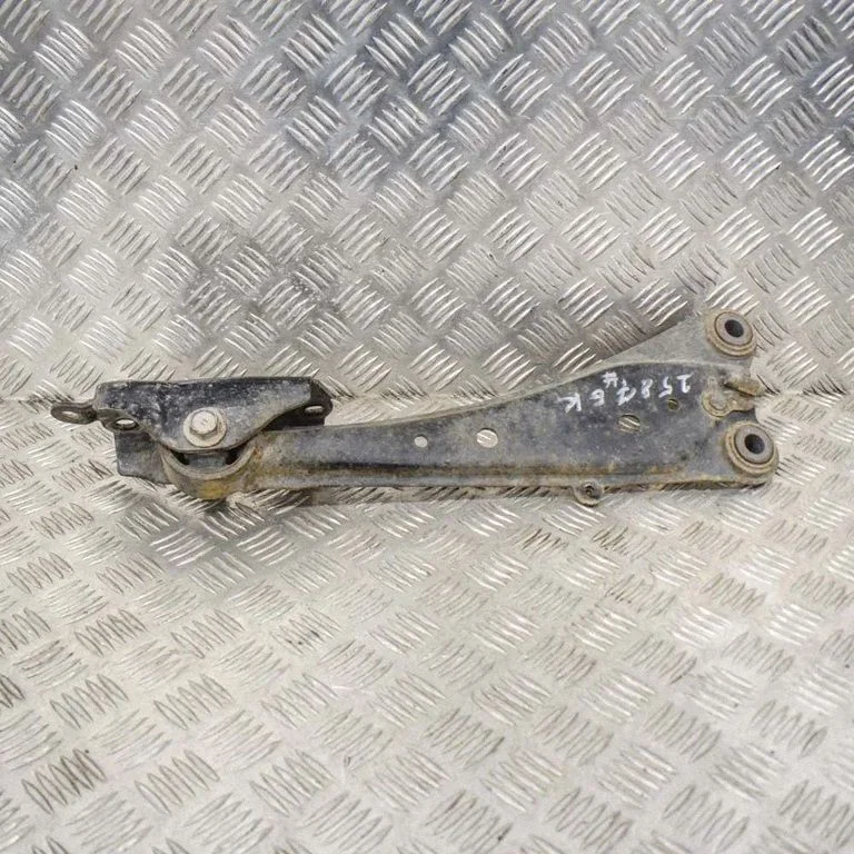 Rear upper control arm/wishbone – left