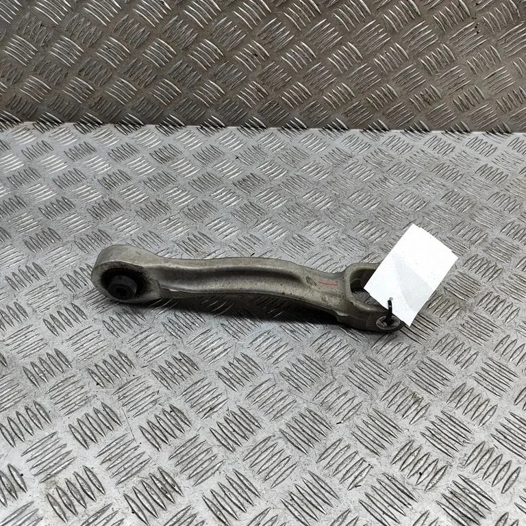 Tagumine ülemine õõtshoob 118842700B