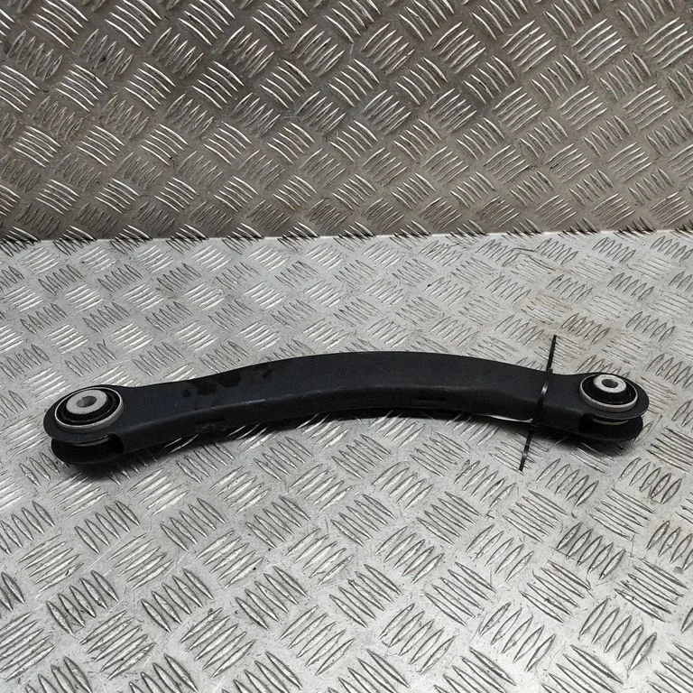Aizmugurējā svira (dakša) 80A505371A