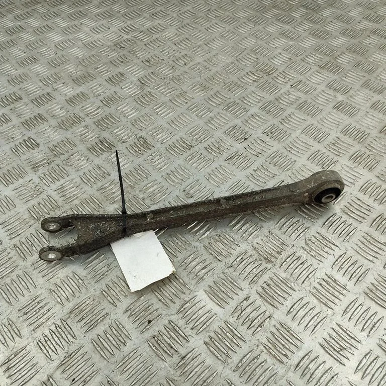 Aizmugurējā svira (dakša) 4782836AB