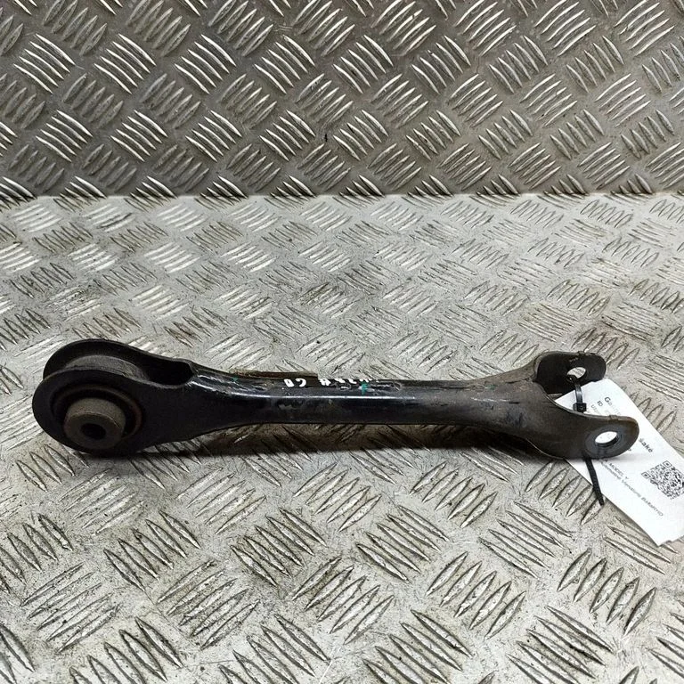 Aizmugurējā svira (dakša) 118842100A