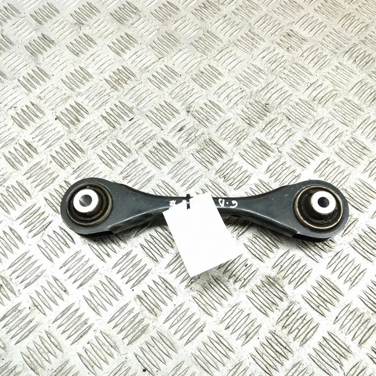 Aizmugurējā svira (dakša) 1EA01531