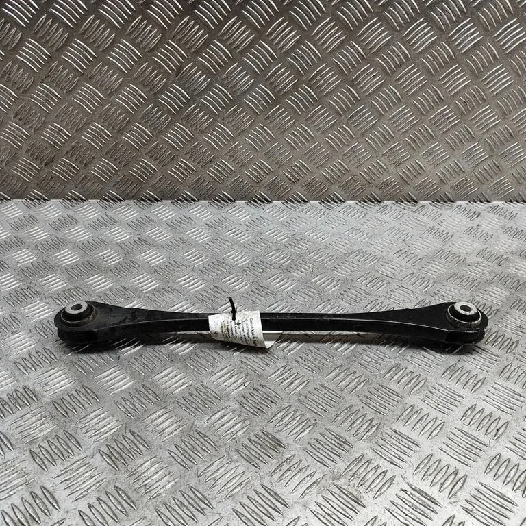 Aizmugurējā svira (dakša) – BMW 3. sērija G20 G21 (2019-)