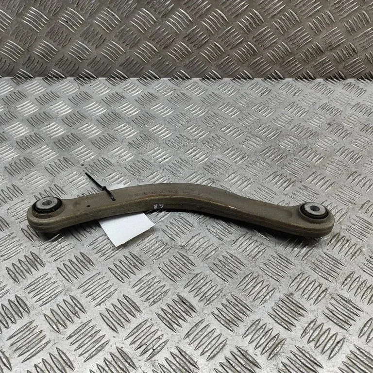Tagumine ülemine õõtshoob A2053506203