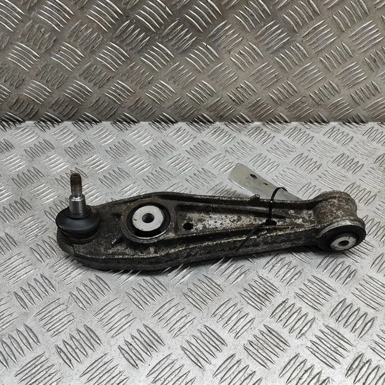 Tagumine ülemine õõtshoob 99634105305