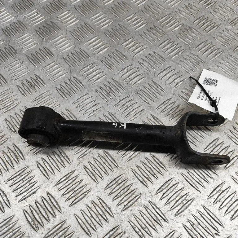 Aizmugurējā svira (dakša) 104443100G