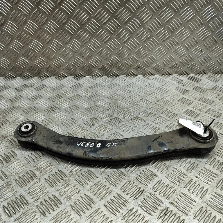 Aizmugurējā svira (dakša) 80A505371A