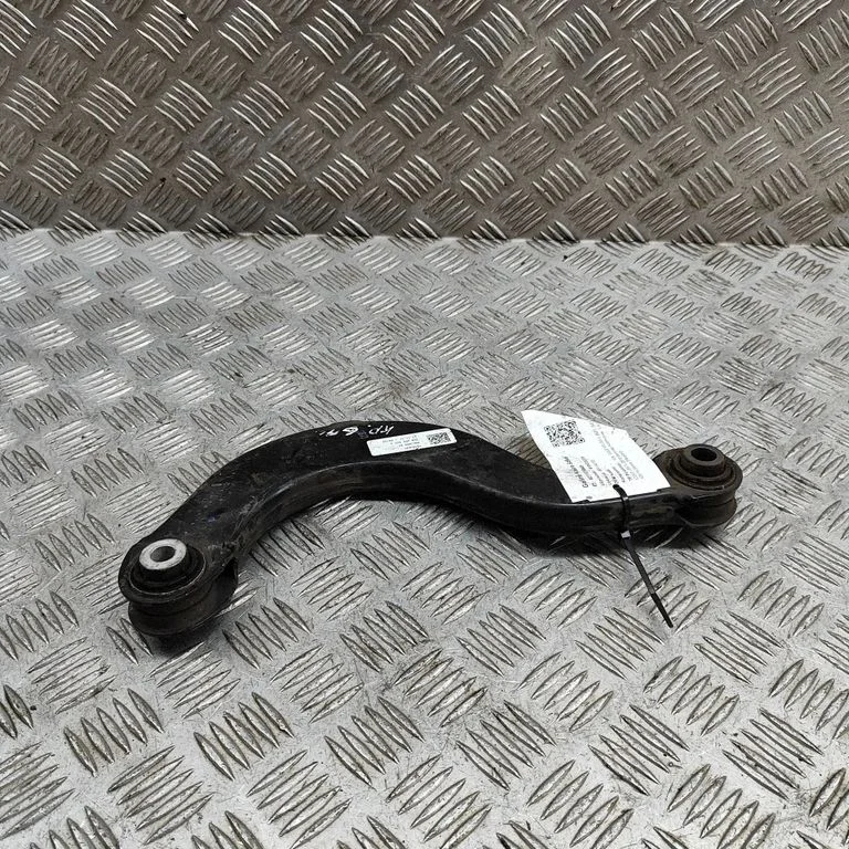 Aizmugurējā svira (dakša) 5Q0505323D