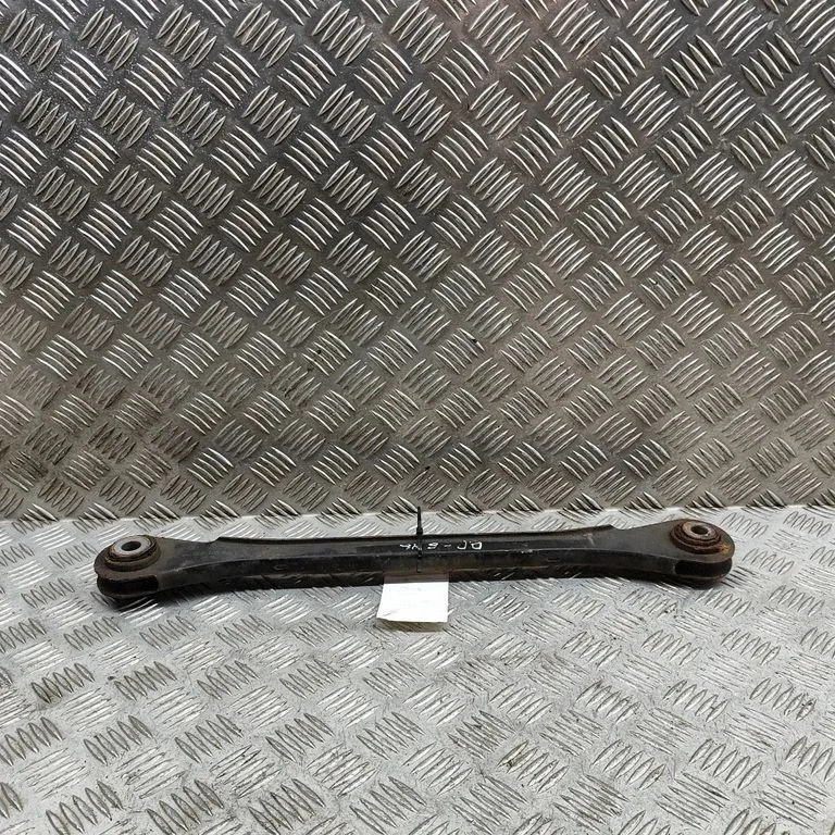 Rear upper control arm/wishbone 7P0501530