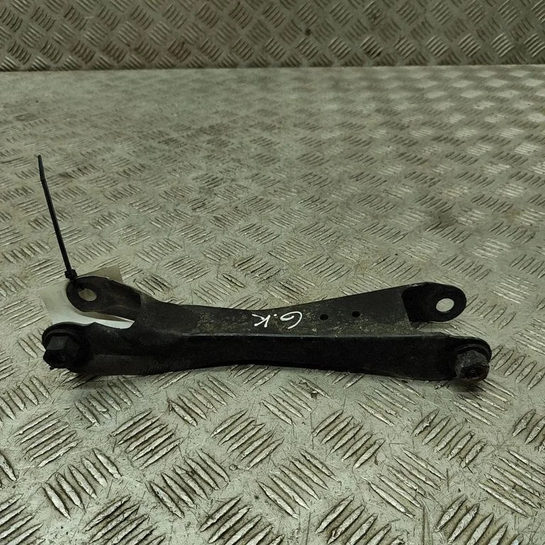 Rear upper control arm/wishbone 6867880
