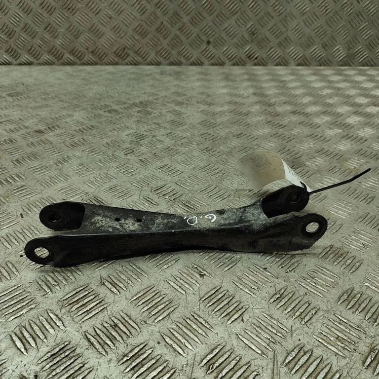 Rear upper control arm/wishbone 6867880