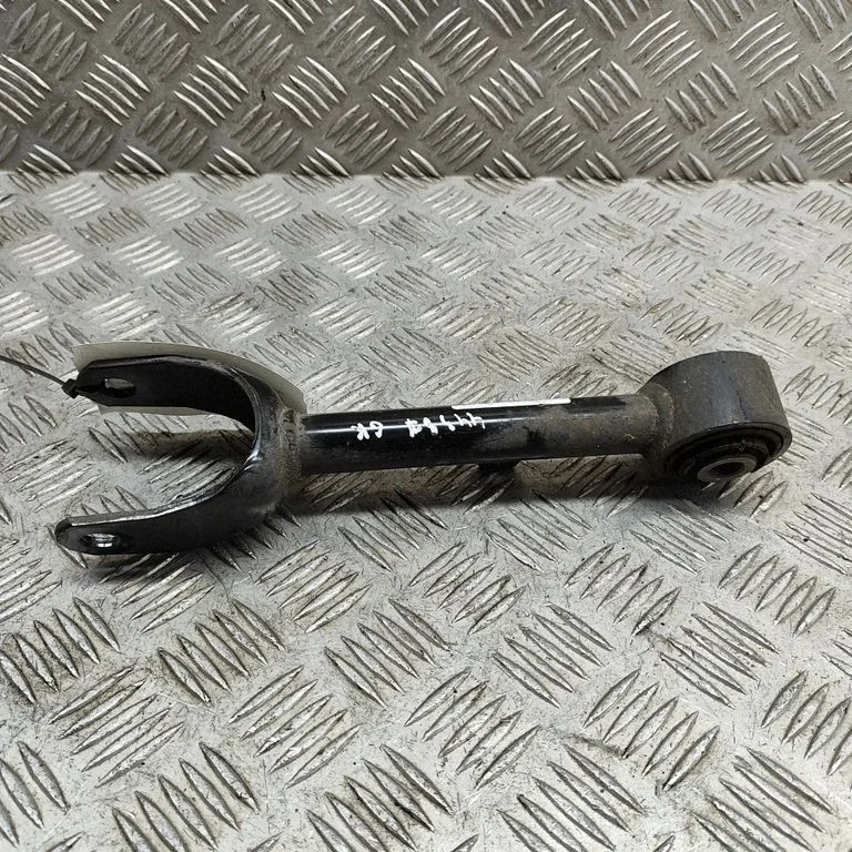 Aizmugurējā svira (dakša) 118842300A