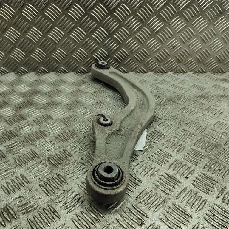 Tagumine ülemine õõtshoob 1EA505361A