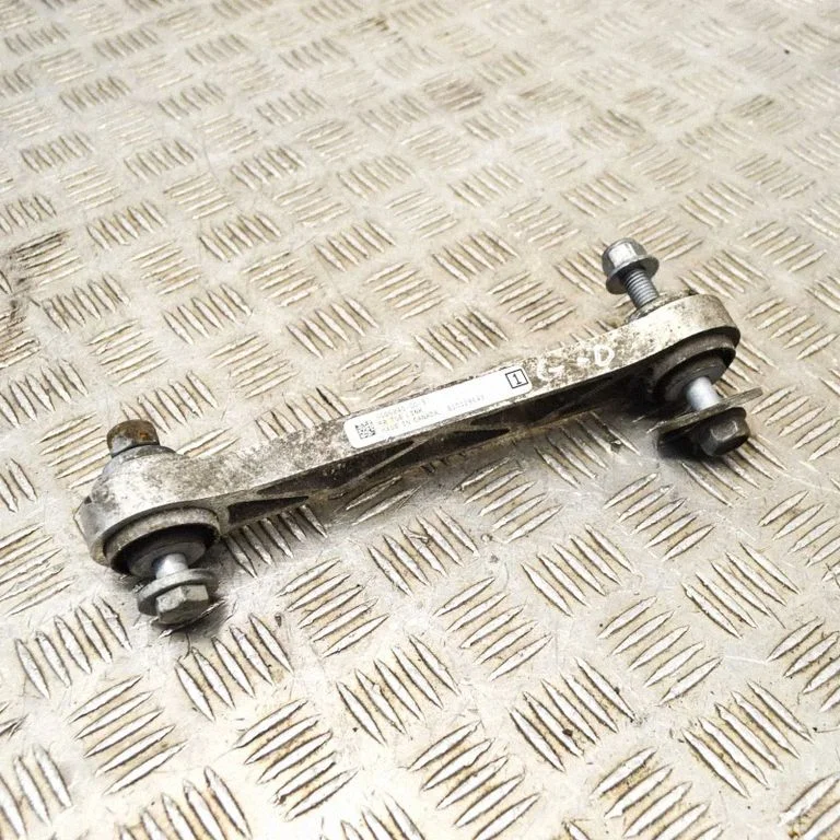 Rear upper control arm/wishbone – Tesla Model S (2012-)