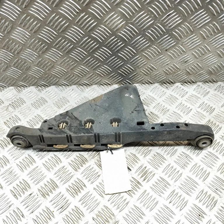 Aizmugurējā svira (dakša) A2223500129