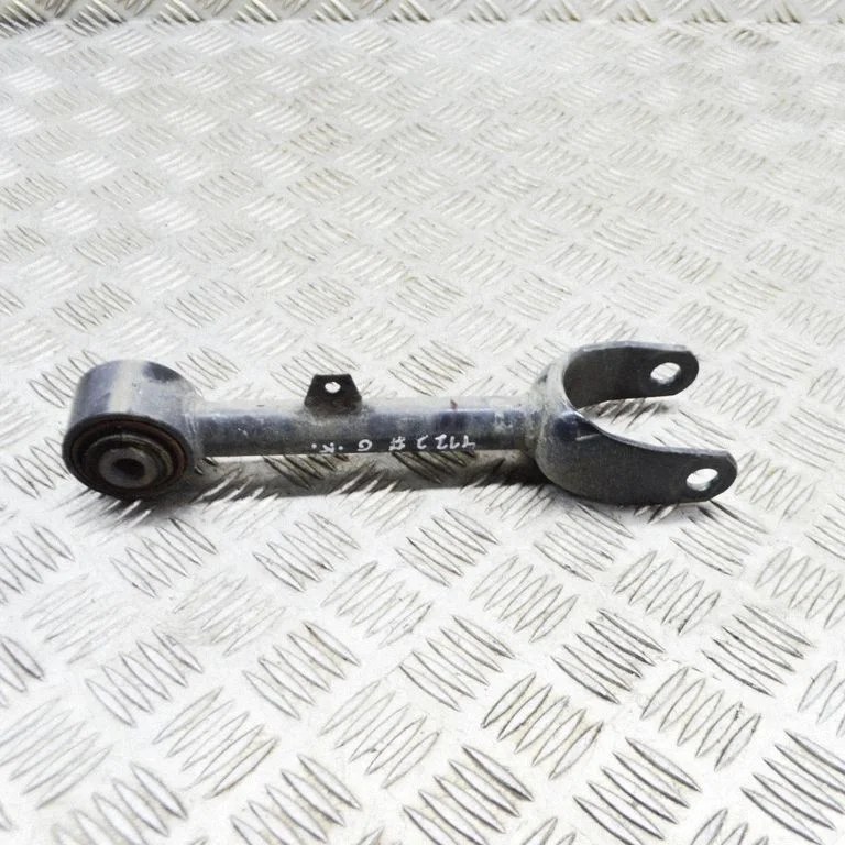 Aizmugurējā svira (dakša) 118842300A
