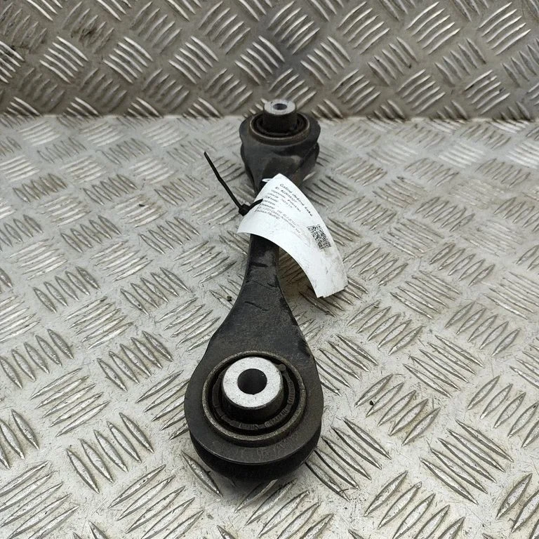 Aizmugurējā svira (dakša) 1EA501531