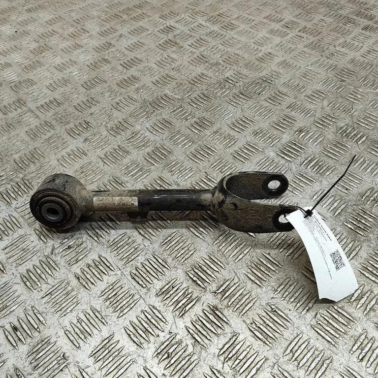 Aizmugurējā svira (dakša) 118842300A