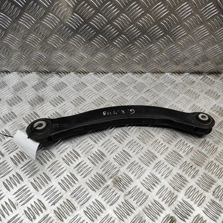 Aizmugurējā svira (dakša) 80A505371A