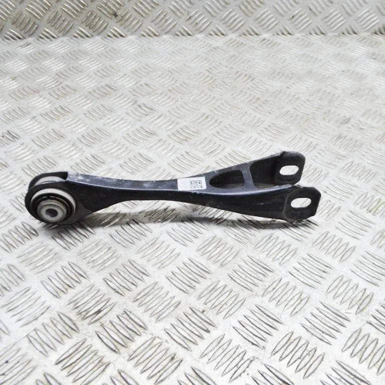 Tagumine ülemine õõtshoob 6852269