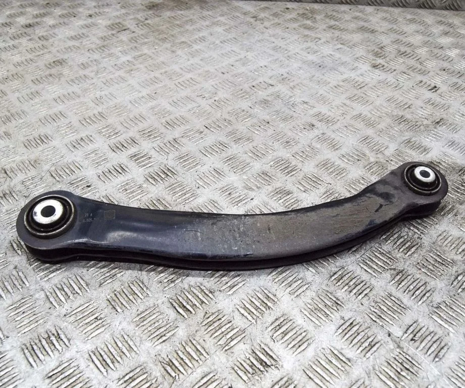 Aizmugurējā svira (dakša) 80A505371A